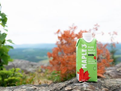 L'eau d'érable de Maple 3, pure, naturelle, délicieuse et hydratante